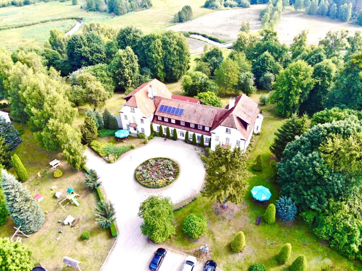 Palac Wojciechy Extérieur photo