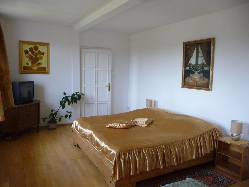 Palac Wojciechy Extérieur photo